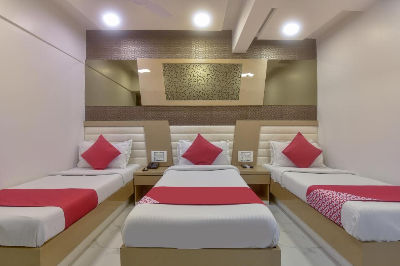 Oyo 28893 Hotel Gulf Mumbai Luaran gambar