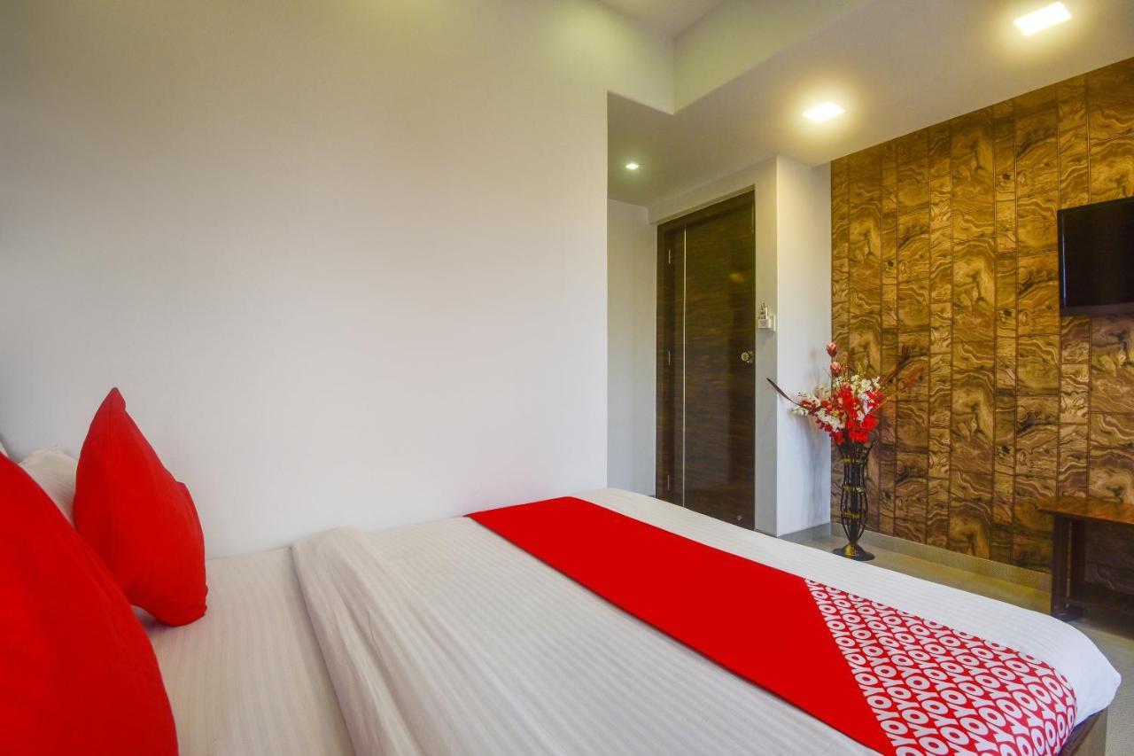 Oyo 28893 Hotel Gulf Mumbai Luaran gambar
